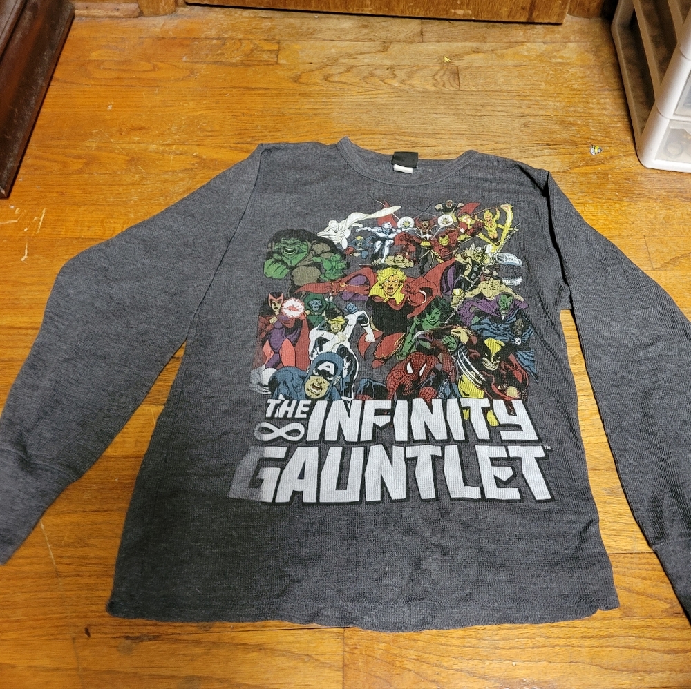 Infinity Gauntlet Marvel Comics Mens shirt size Small Disney VTG Avengers